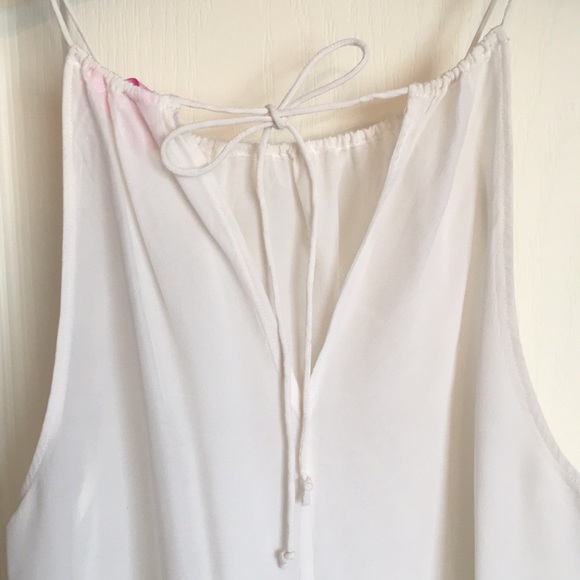 White tank top with lace bottom - Picture 3 of 3